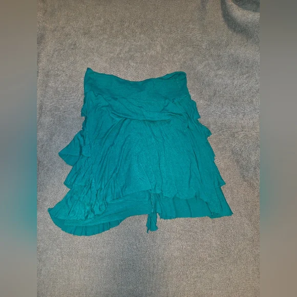 Teal Ruffled Halter Top - Picture 3 of 4